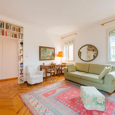 Terrace With Canal View - 5 Min From Accademia Bridge * Venedig