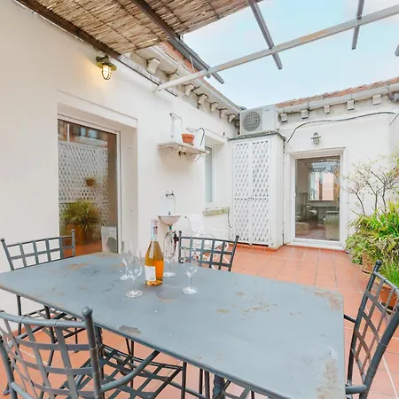Apartment Terrace With Canal View - 5 Min From Accademia Bridge