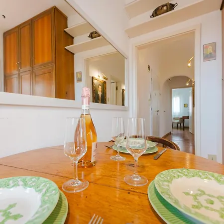 Terrace With Canal View - 5 Min From Accademia Bridge Apartment *