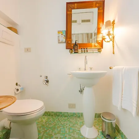 Apartment Terrace With Canal View - 5 Min From Accademia Bridge
