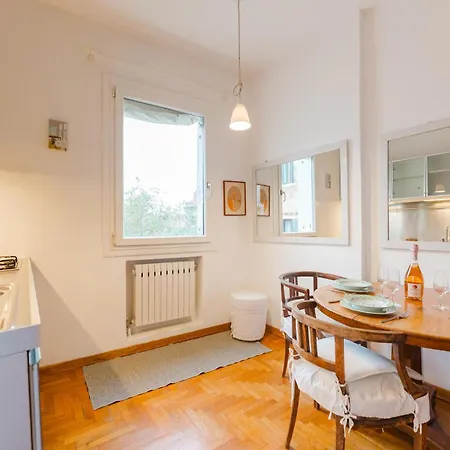 Terrace With Canal View - 5 Min From Accademia Bridge Apartment Venedig